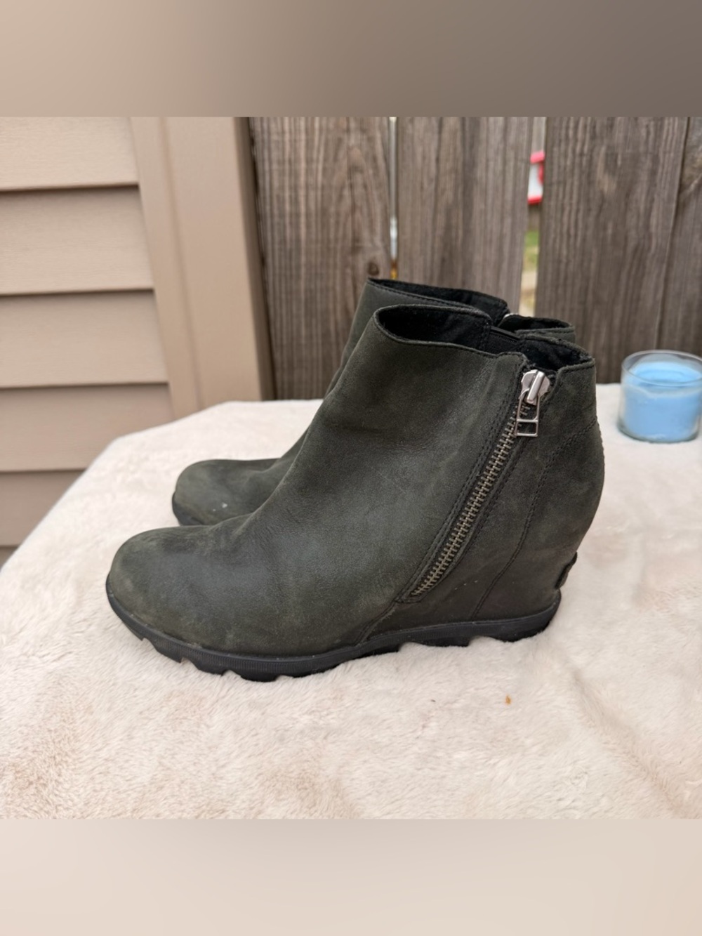 Sorel Leather Wedge Ankle Booties with Side Zip Size 9.5